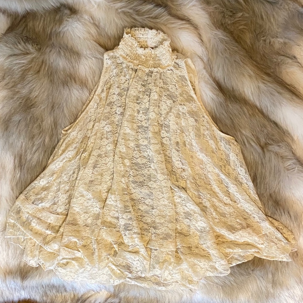 FREE PEOPLE top  ✨ NWT